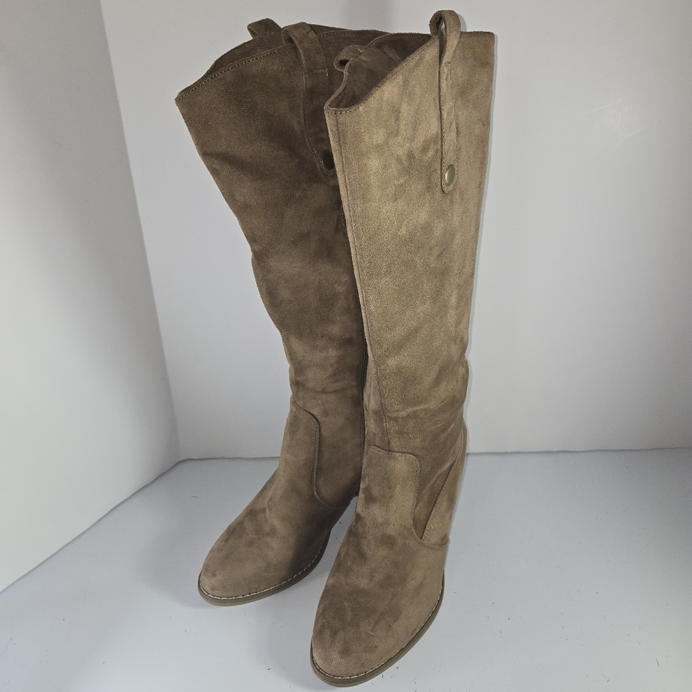 Cato Chunky Heel Light Brown Zipper Sides Size 10M